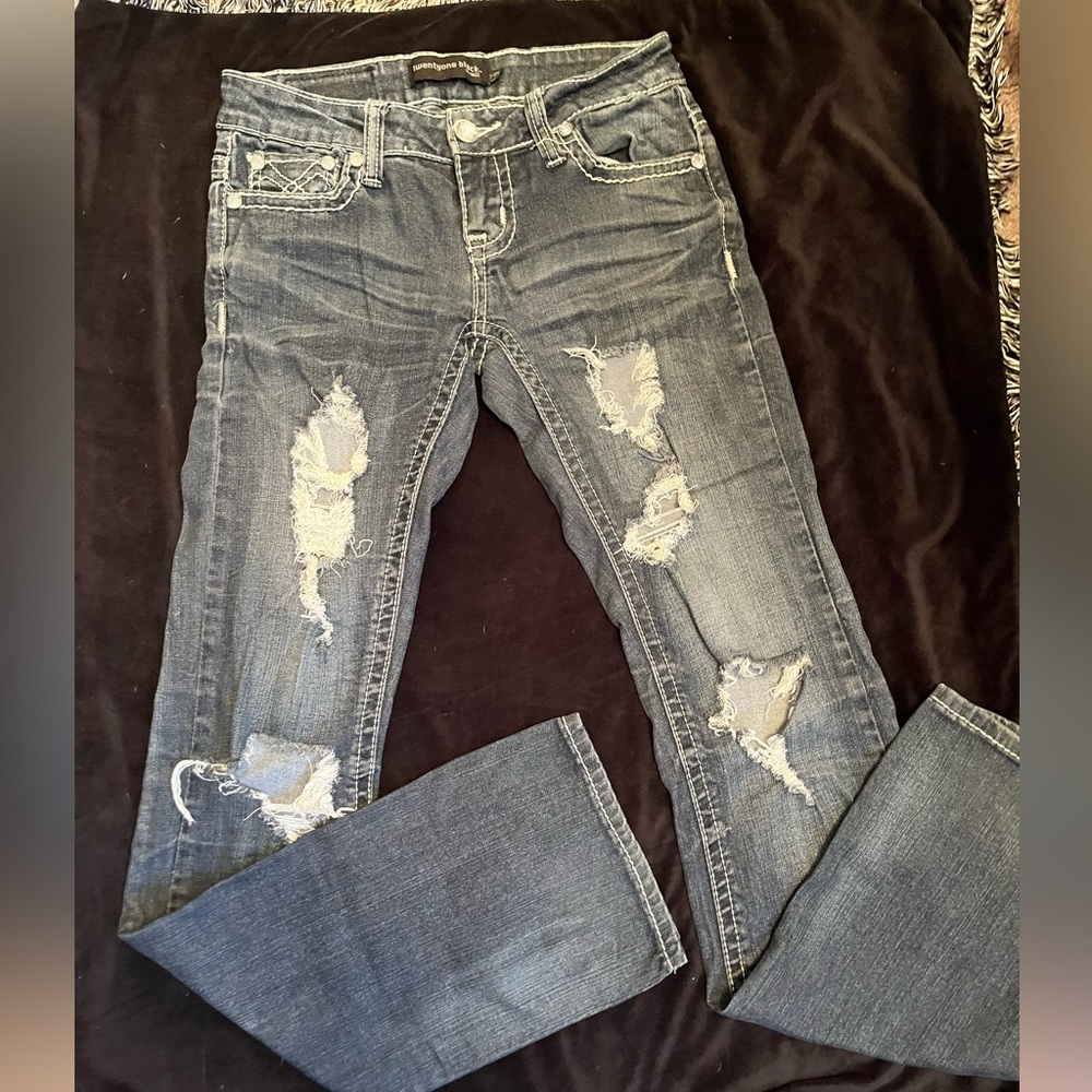 Ripped bootcut jeans